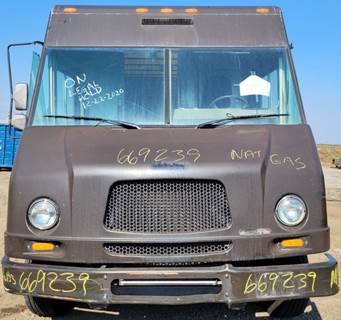 Freightliner MT45 Salvage Truck