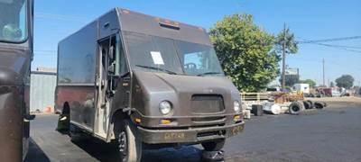 Freightliner MT45 Salvage Truck