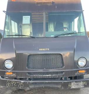 Freightliner MT45 Salvage Truck
