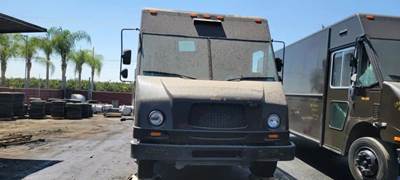 Freightliner MT45 Salvage Truck