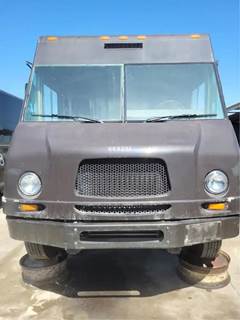 Freightliner MT45 Salvage Truck