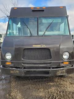 Freightliner MT45 Salvage Truck