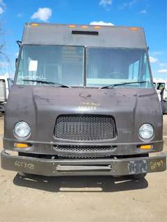 Freightliner MT45 Salvage Truck