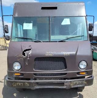 Freightliner MT45 Salvage Truck