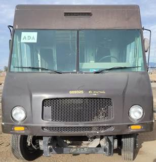 Freightliner MT45 Salvage Truck