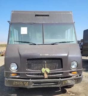 Freightliner MT45 Salvage Truck