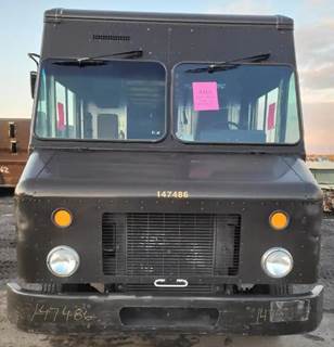 Freightliner MT55 Salvage Truck