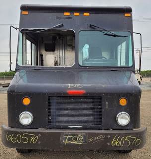 Freightliner MT55 Salvage Truck