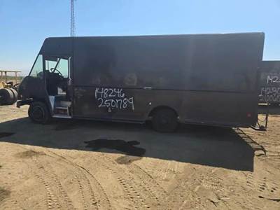 Freightliner MT55 Salvage Truck