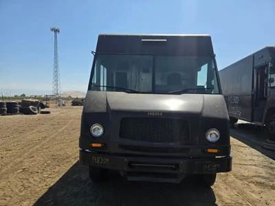 Freightliner MT55 Salvage Truck