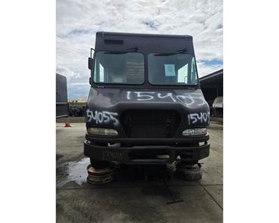 Freightliner MT55 Salvage Truck