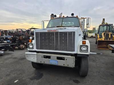 GMC Brigadier Salvage Truck