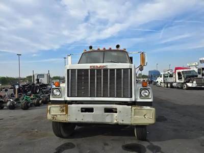 GMC Brigadier Salvage Truck