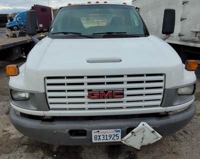 GMC C5500 Salvage Truck