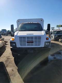 GMC C7500 Salvage Truck