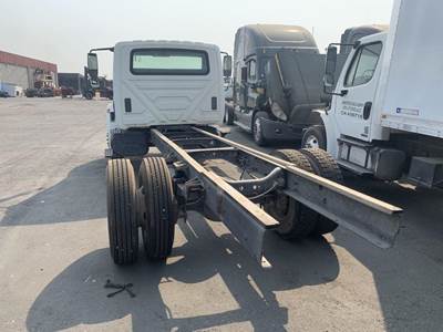 International 4200 Salvage Truck