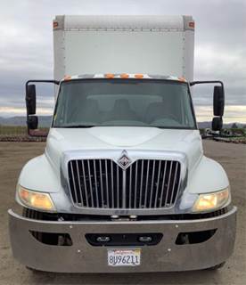 International 4300 Salvage Truck