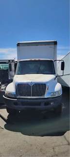 International 4300 Salvage Truck