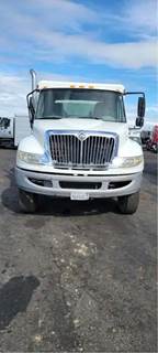 International 4400 Salvage Truck