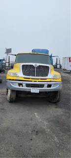 International 4400 Salvage Truck