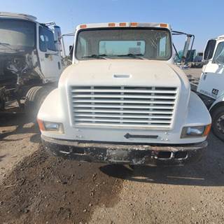 International 4700 Salvage Truck