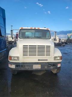 International 4700 Salvage Truck