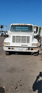 International 4700 Salvage Truck
