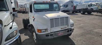 International 4900 Salvage Truck