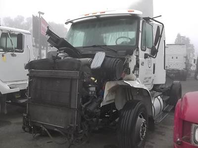 International 8600 Salvage Truck