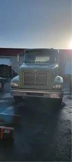 International 9200i Salvage Truck