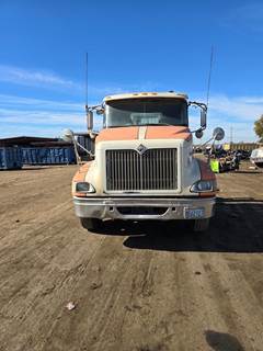 International 9400i Salvage Truck
