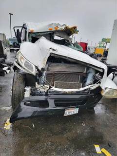 International DuraStar 4300 Salvage Truck