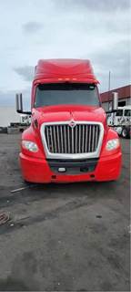 International LT625 Salvage Truck