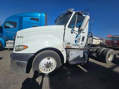 International ProStar Salvage Truck