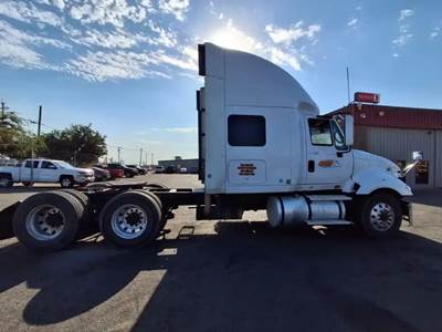 International ProStar Salvage Truck