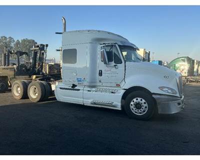 International ProStar Salvage Truck