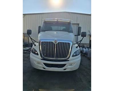 International RH613 Salvage Truck