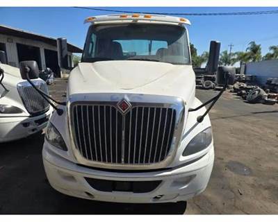 International RH613 Salvage Truck