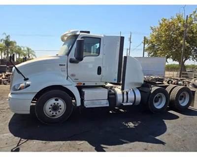 International RH613 Salvage Truck