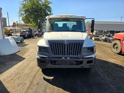 International TerraStar Salvage Truck