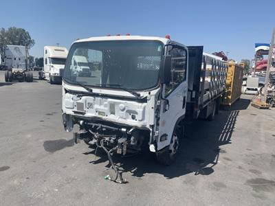 Isuzu NPR HD Salvage Truck