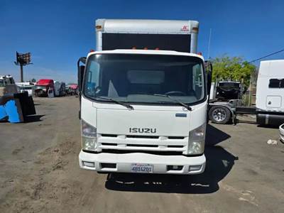 Isuzu NRR Salvage Truck
