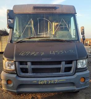 Isuzu Reach Salvage Truck