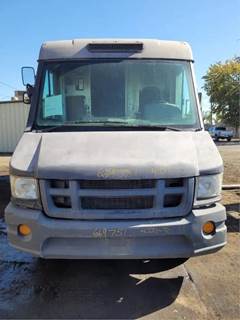 Isuzu Reach Salvage Truck