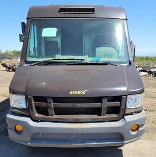 Isuzu Reach Salvage Truck