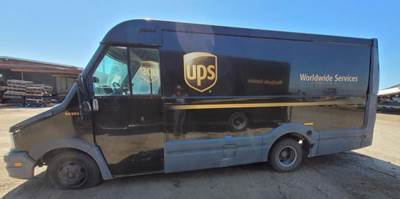 Isuzu Reach Salvage Truck