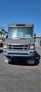 Isuzu Reach Salvage Truck