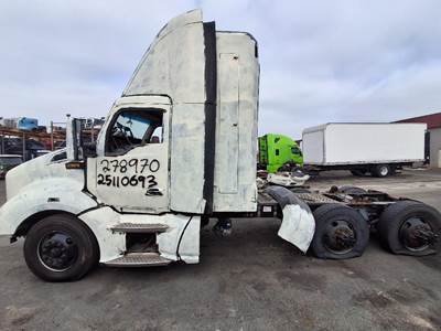 Kenworth T680 Salvage Truck
