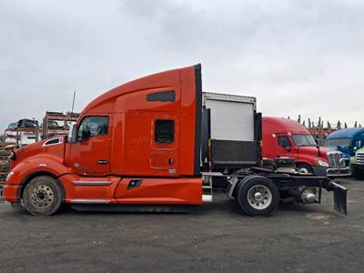 Kenworth T680 Salvage Truck