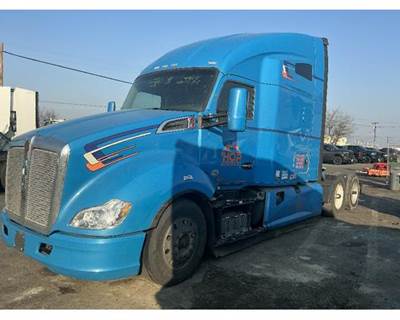 Kenworth T680 Salvage Truck